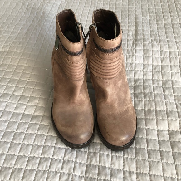 {Sam Edelman} Brown Zipper Booties - Picture 2 of 9